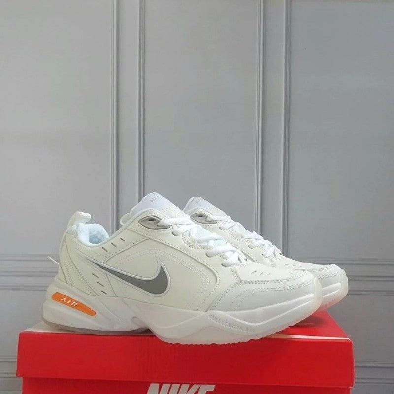 Nikee Air monarch iv snow day white total orange metallic silver