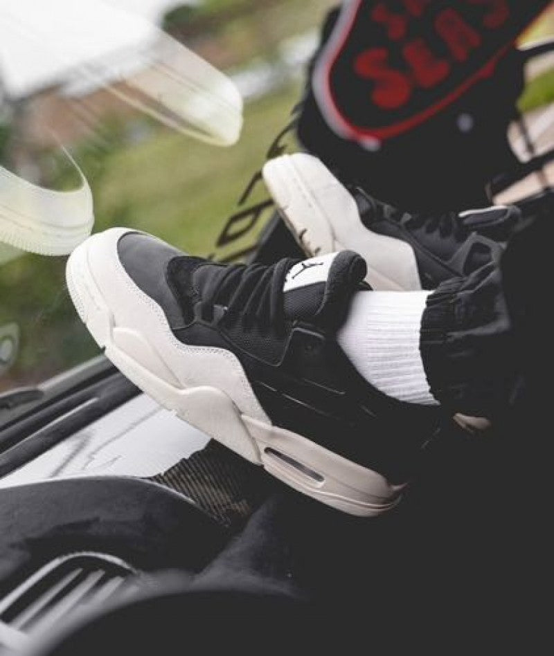 Nike Air Jordan 4 RM Light Bone sneakers