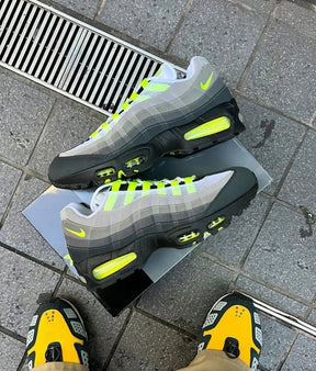 Nike AirMax 95 OG Neon Big Bubble 618