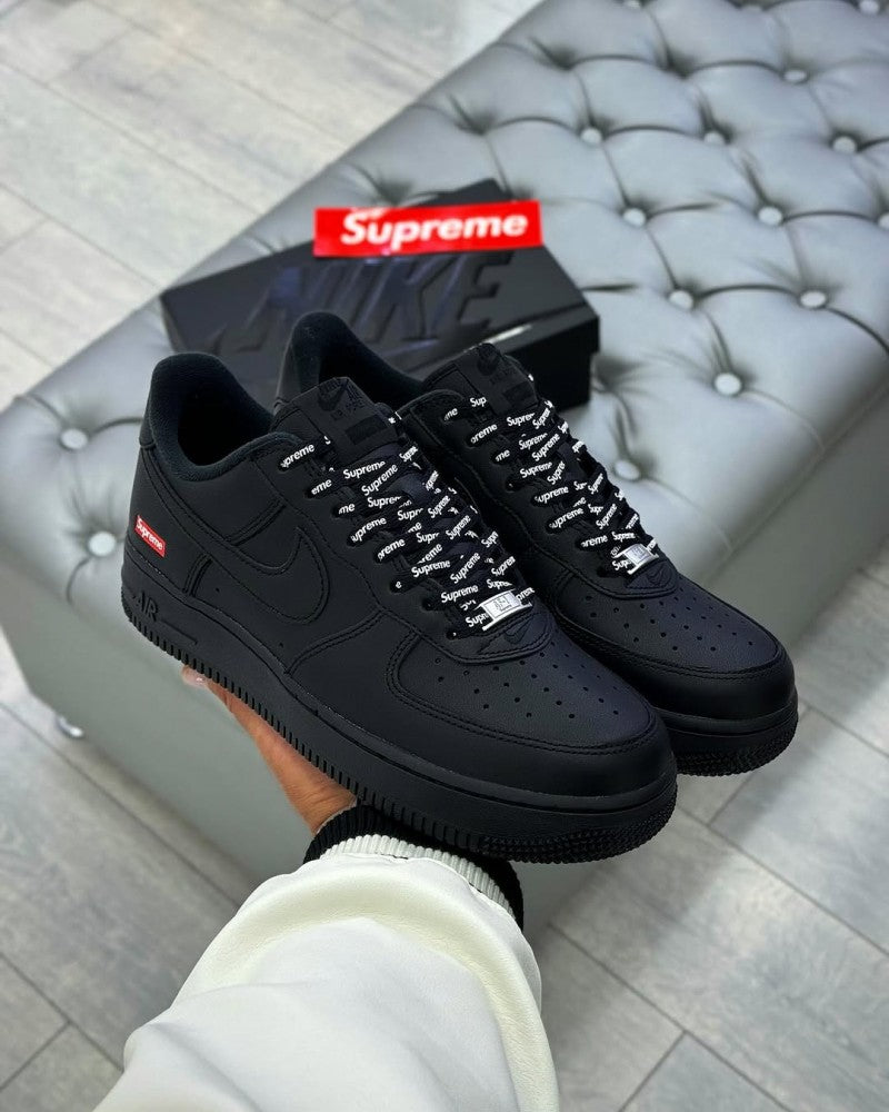 Nikee Airforce 1 Low Supreme Black
