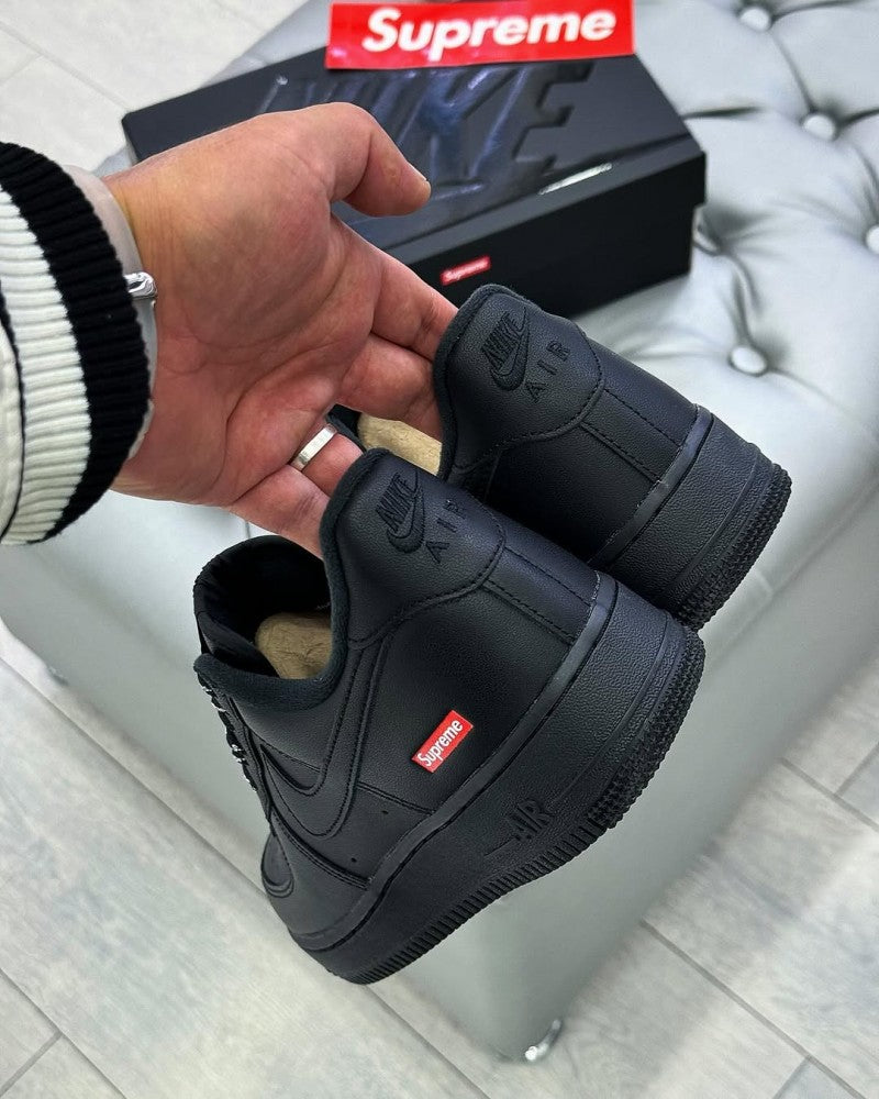 Nikee Airforce 1 Low Supreme Black