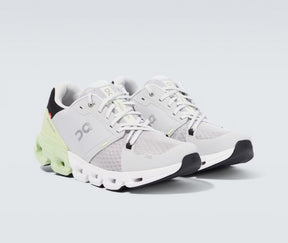 On CloudFlyer 4 "Grey" #648