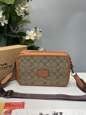 Coach  wyatt  shoulder  bag  with  og  box  and  bill