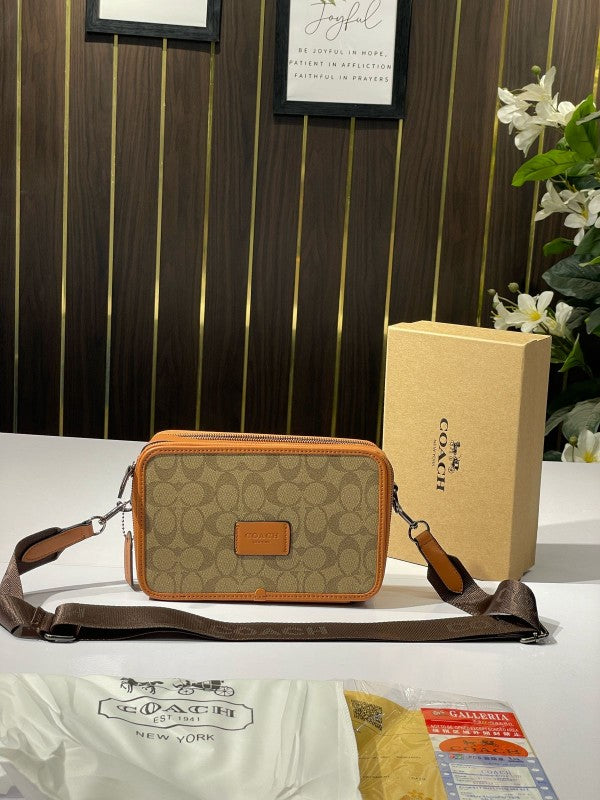 Coach  wyatt  shoulder  bag  with  og  box  and  bill