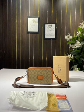 Coach  wyatt  shoulder  bag  with  og  box  and  bill