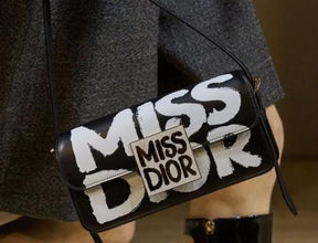 Christian Dio  r miss dio  r flap shoulderbag with extra belt & og box 438