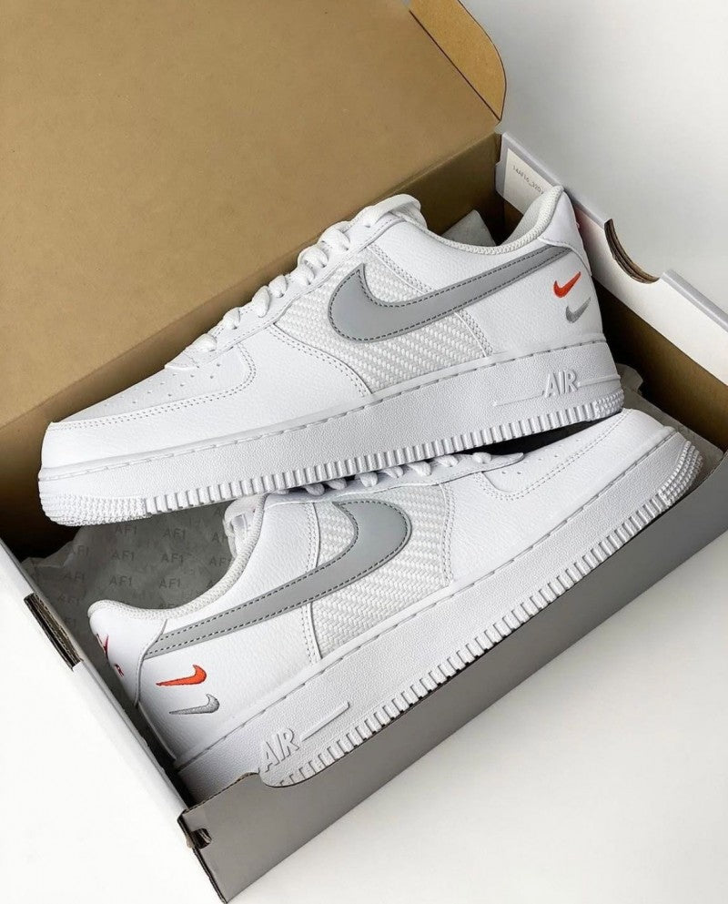 E Airforce 1 white double swoosh