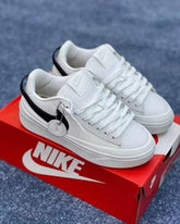NIKEE BLAZER PHANTOM LOW WHITE