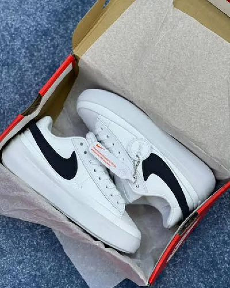 NIKEE BLAZER PHANTOM LOW WHITE