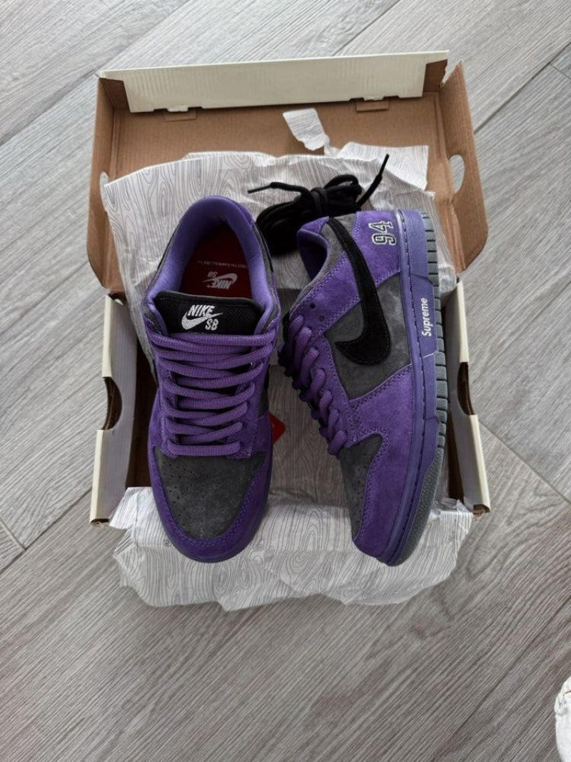 Nik.e Supreme x e sb dunk low ink iron grey