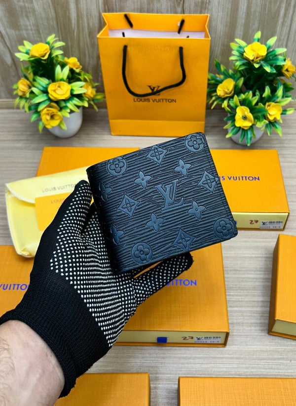 LOUIS VUITTON WALLET V715