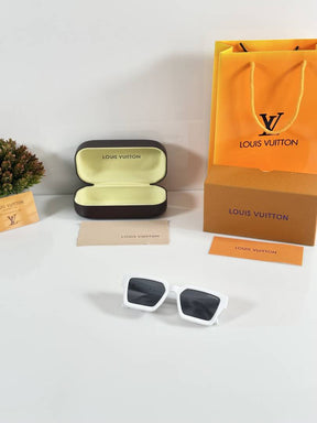 Louis Vuitton 1505 White Black