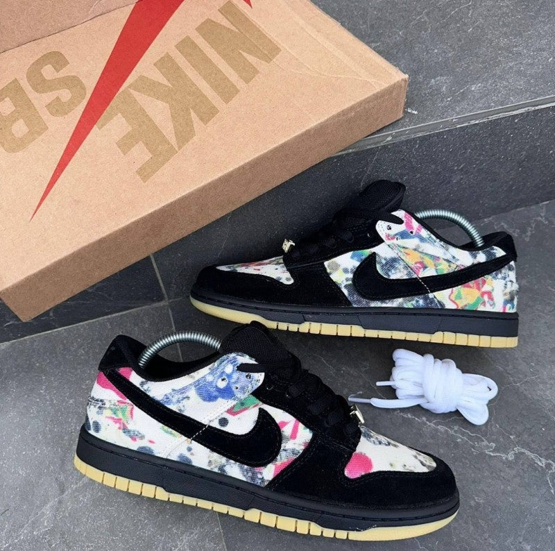 Nikee SB Dunk Low x Supreme Rammellzee