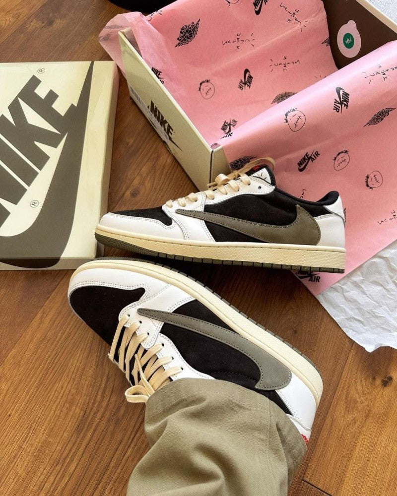 . Air jordan 1 low x travis scott olive green semi ua