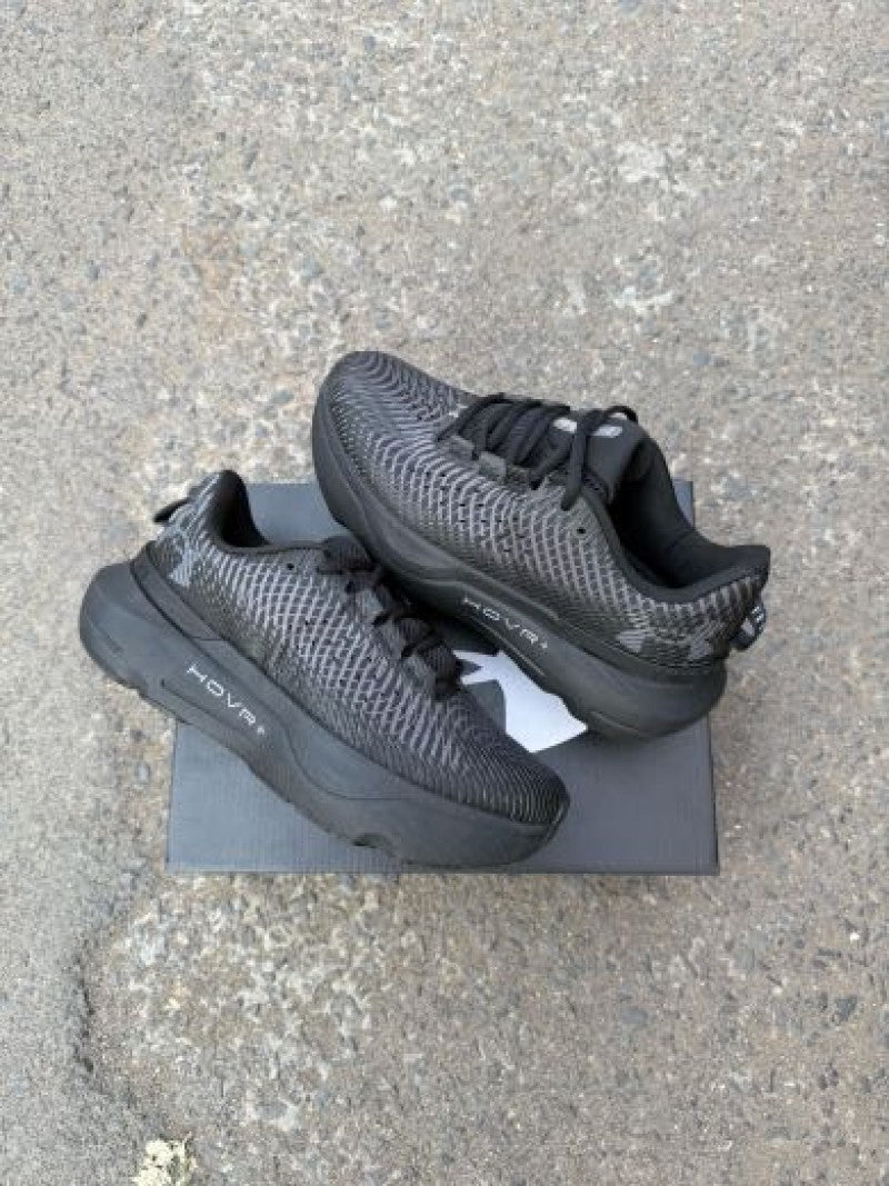 Under Armour Infinite Pro Black