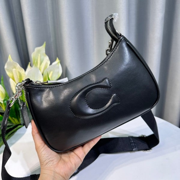 Coach  GB  Teri  Shoulder  Bag  With  Signature  Quilting  With  OG  Box  &  Dust  Bag  (CA548  Black)