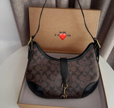 Coach  hamptons  hobo  bag  with  og  box(coffe)