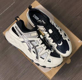 Asicss gel sosoma black cream