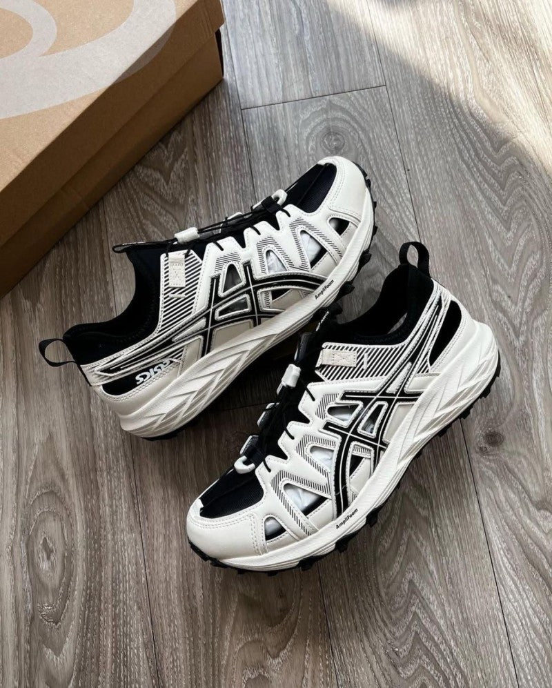 Asicss gel sosoma black cream