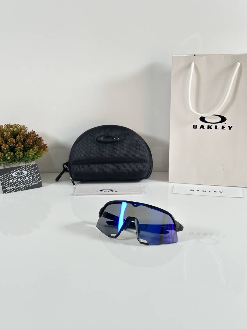 Oakley S3 Black Blue Revo
