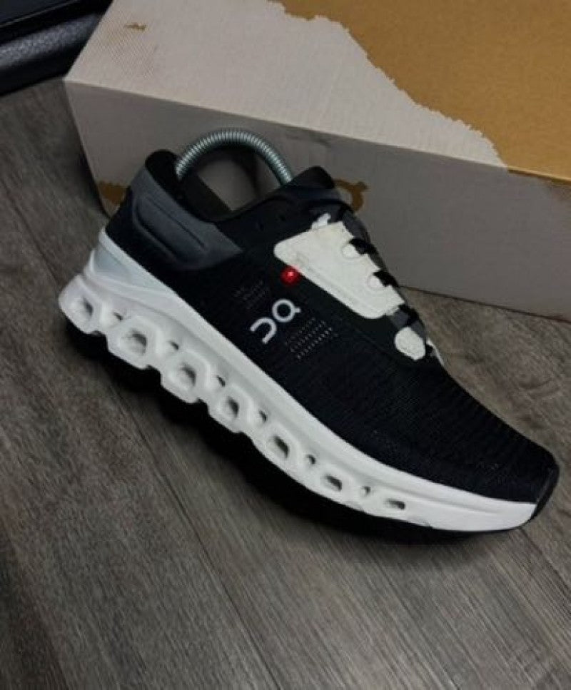 On Cloud Stratus V3 Black White Running Shoes