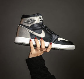 Nike Air jordan retro 1 satin shadow 663