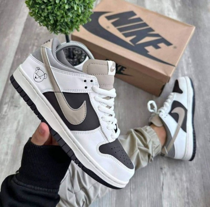 Nikee Otomo Katsuhiro X SB Dunk Low Dark Brown For Men s