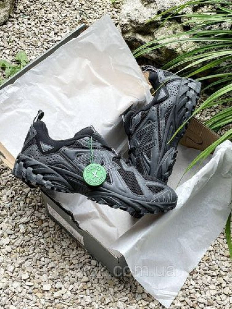 New balance 610 black