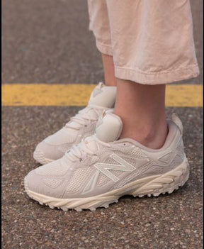 New balance 610 beige