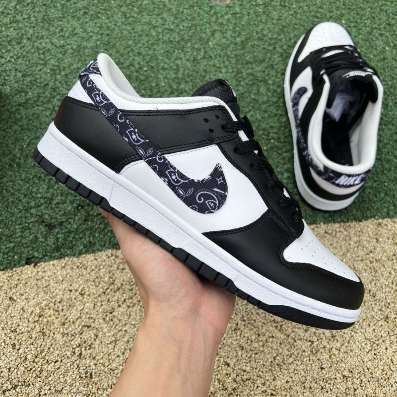 Nik ee Dunk Low Essential Paisley Pack Black 151
