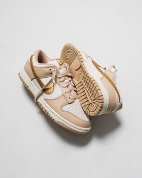 Nik ee Dunk Low Phantom Metallic Gold 107