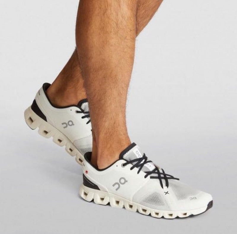 On Running Cloud x 4 Training White