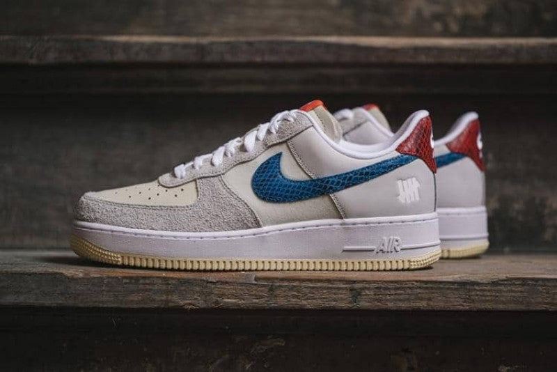 N IKE AirFORCE 1 UNDEFEATED