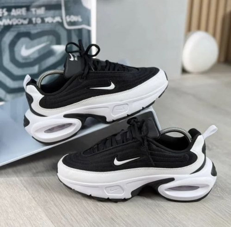 Nikee Airmax Portal Racer Black White