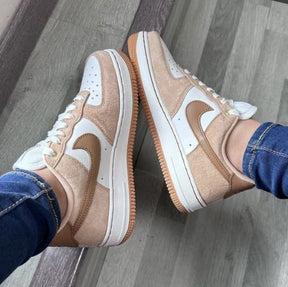 Nik e Airforce 1 Low Vachetta