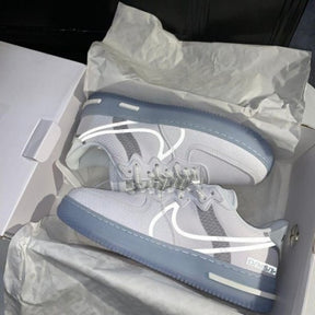 Airforcee 1 low ice react semi ua with extra laces As3