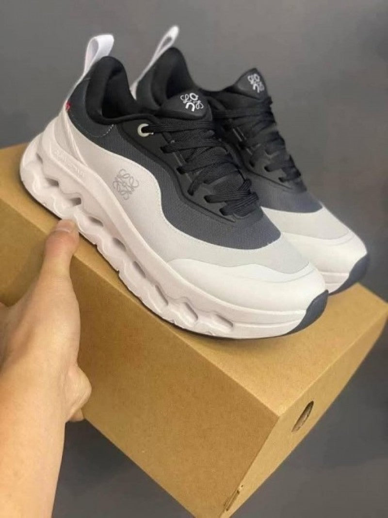 Oncloudtit X Loewee Black White As2