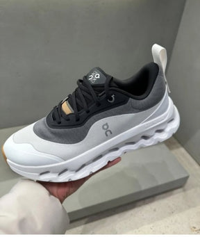 Oncloudtit X Loewee Black White As2