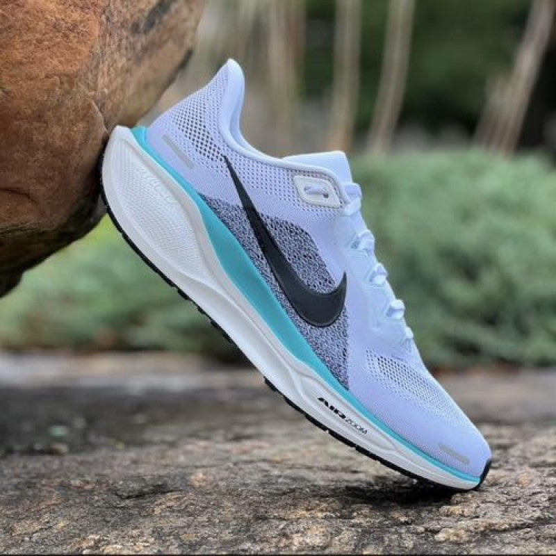 Nik ee Zoom Pegasus 41 White Blue