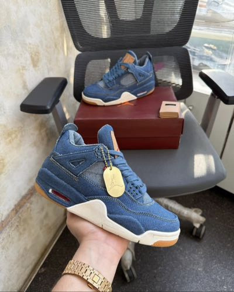 LEVIS X NIK EE Air JORDAN 4 DENIM SEMI UA
