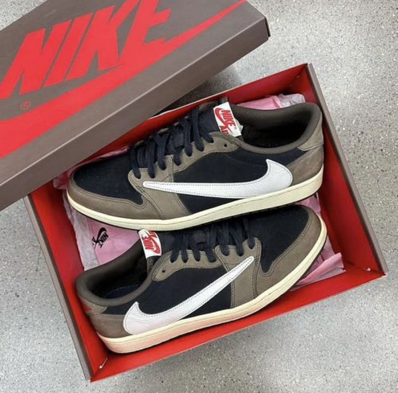 NIK.EE Air JORDAN 1 LOW X TRAVIS SCOTT DARK MOCHA SEMI UA
