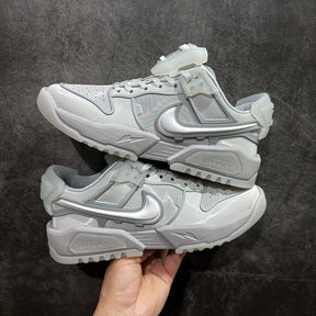 nikkee x RTFKT dunk low genesis ghost edition