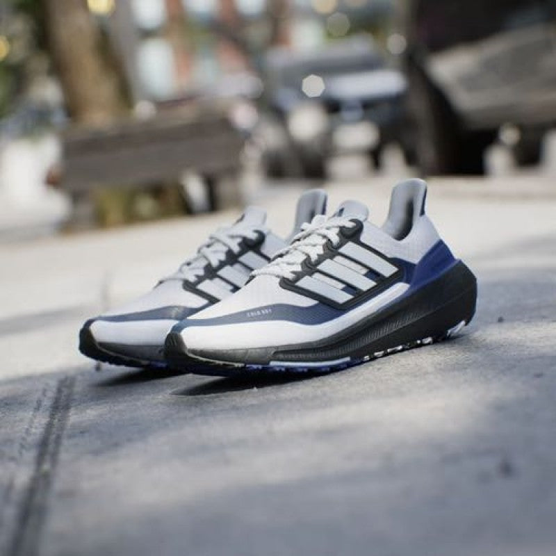 S ultraboost cold rdy white blue