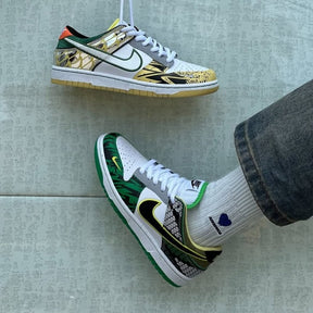 Nik ee Dunk Low What The Duck Away University Of Oregon Pe Sneakers 236
