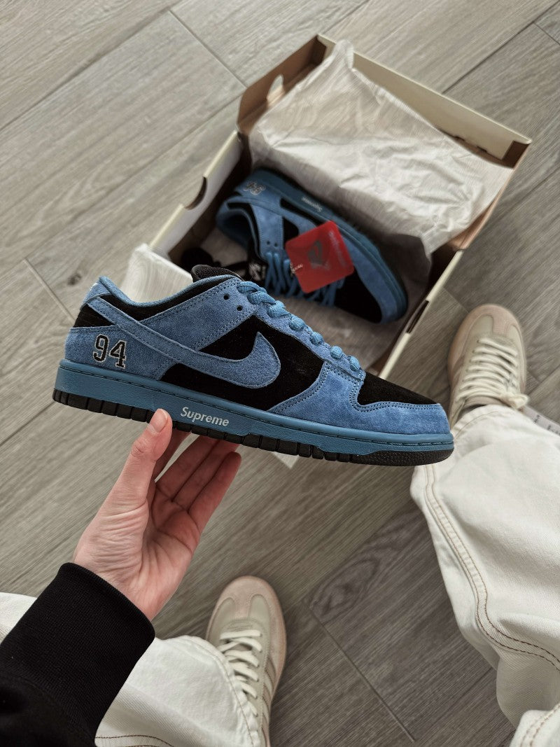 Nikee SB Dunk Low X "Supreme Ocean Fog" #686