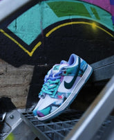 Nike SB Dunk Low Futura 692