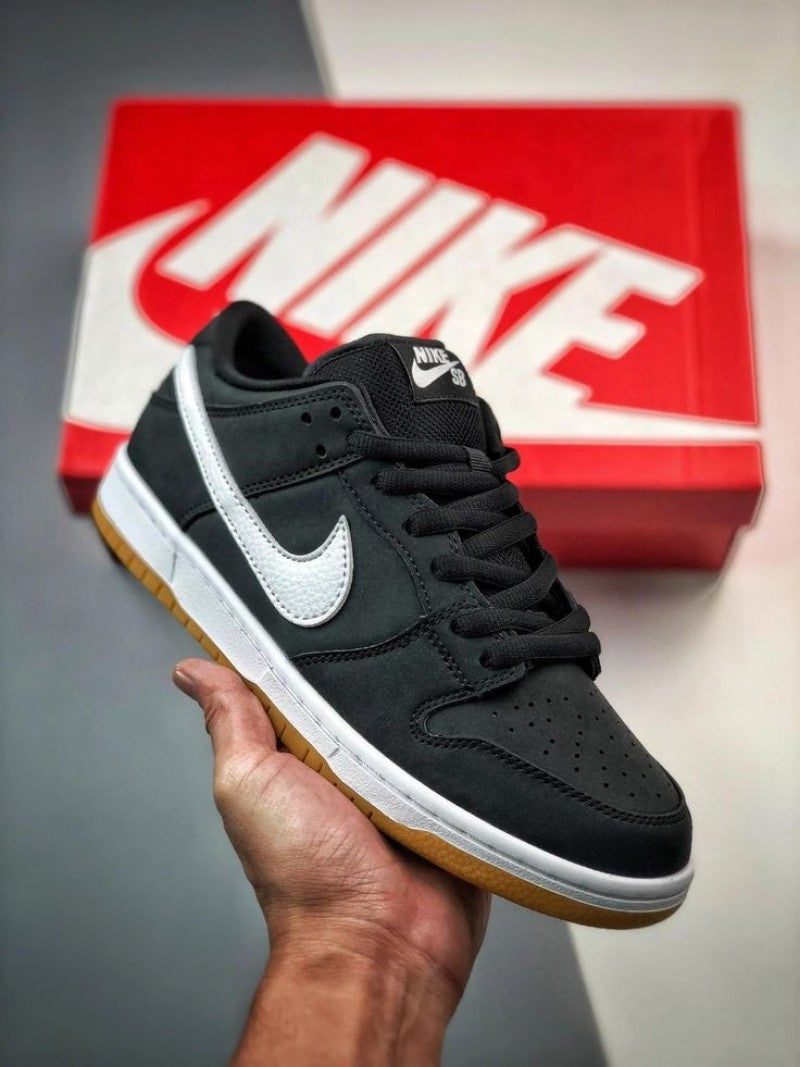 Nik ee SB Dunk Low Black Gum 146