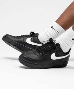Nike Airforce 1 Low Retro Black White Black 712