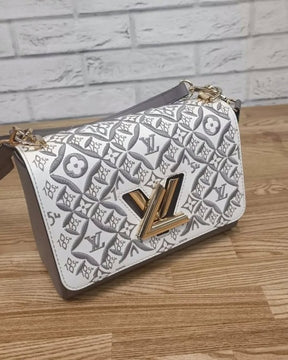 Louis  Vuitton  Embroidered  Twist  Logo  Premium  Double  Box  Bag  With  Shoulder  Strap  (45962 White  Grey)