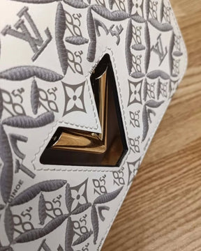 Louis  Vuitton  Embroidered  Twist  Logo  Premium  Double  Box  Bag  With  Shoulder  Strap  (45962 White  Grey)